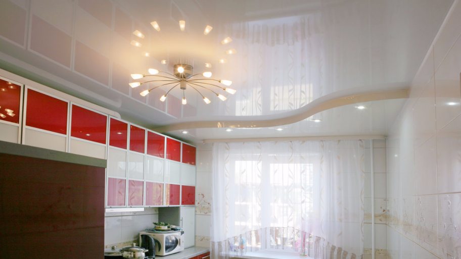 Натяжной потолок на кухне - Краснодар 