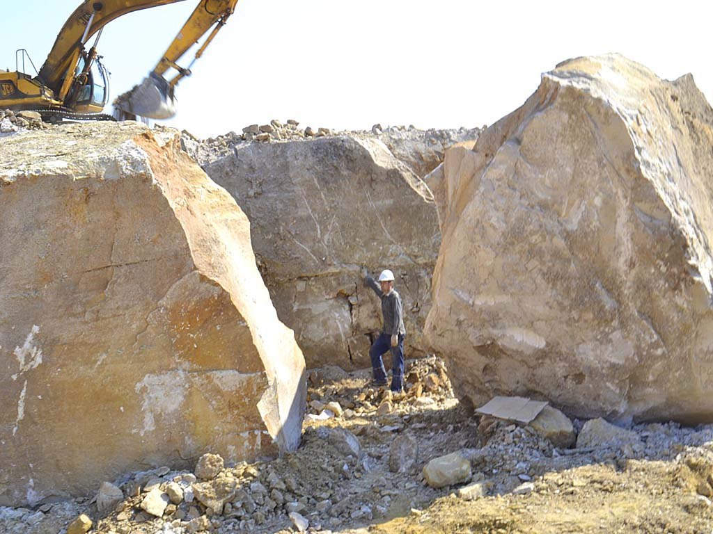 Добыча дагестанского камня фото 